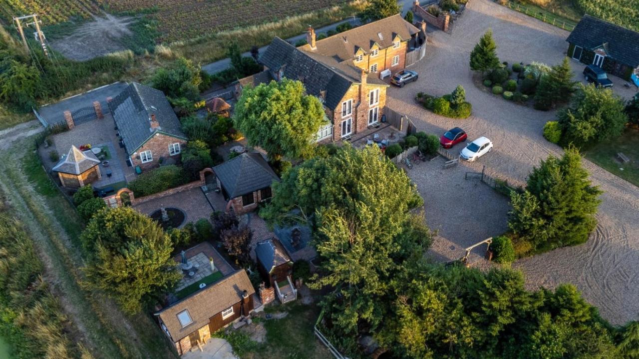 Lincoln Holiday Retreat Little House With Private Hot Tub エクステリア 写真