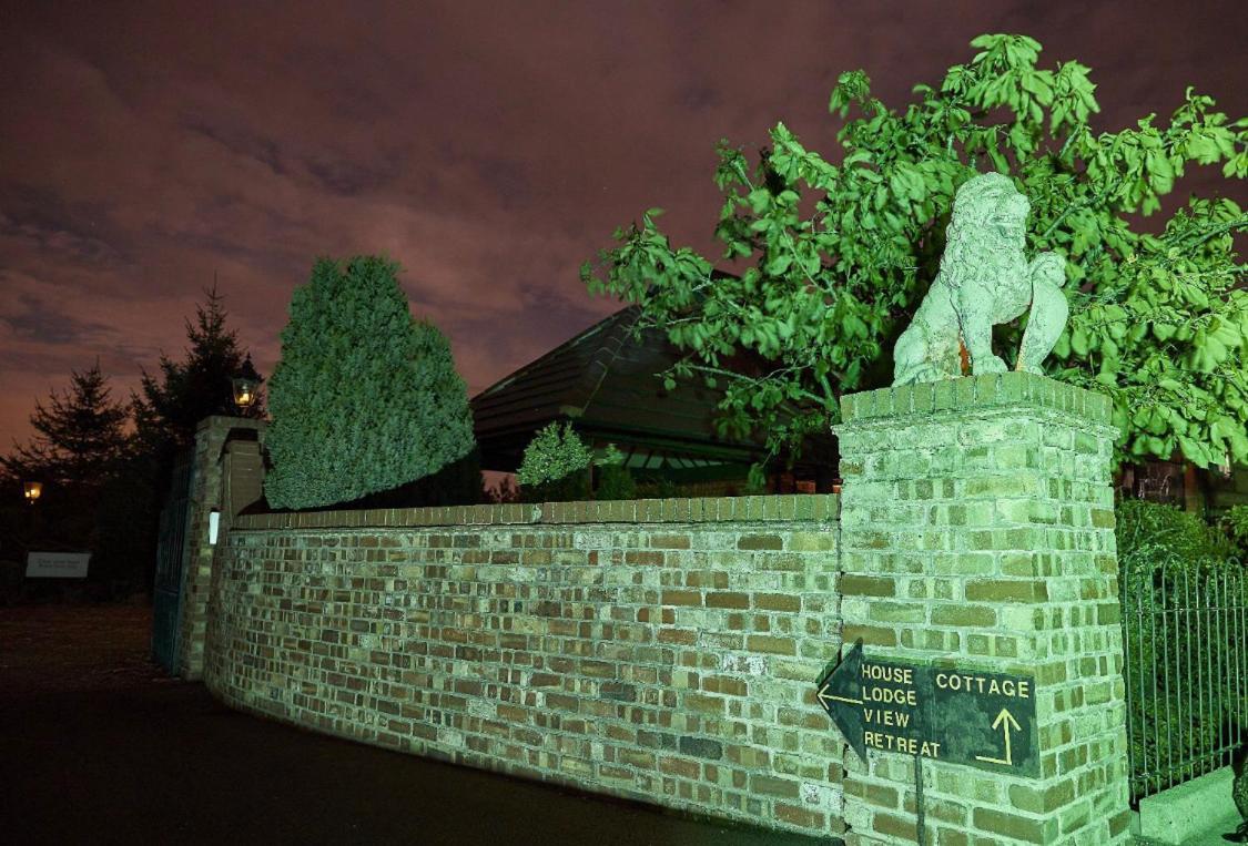 Lincoln Holiday Retreat Little House With Private Hot Tub エクステリア 写真